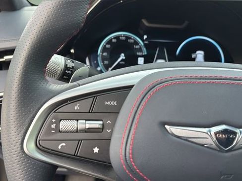 Used 2024 Genesis GV70 3.5T Sport w/ Sport Prestige Package image 21