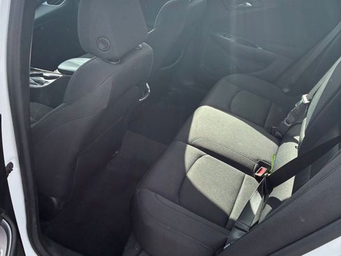 Used 2024 Chevrolet Malibu LT image 8