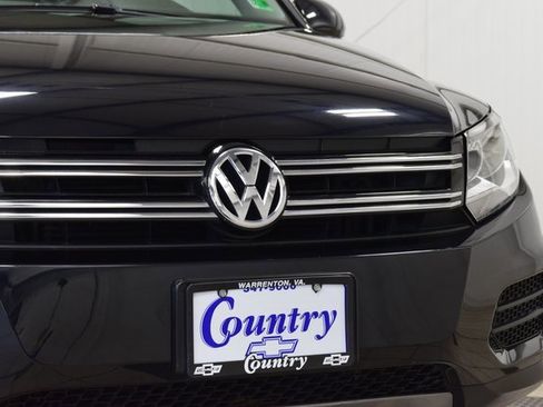 Used 2017 Volkswagen Tiguan Limited w/ Premium Package image 11
