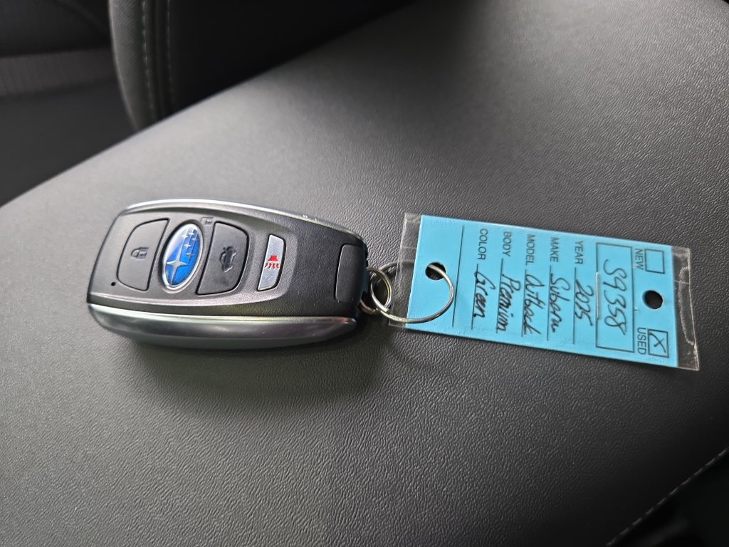 Used 2025 Subaru Outback Premium AWD/4WD image 28
