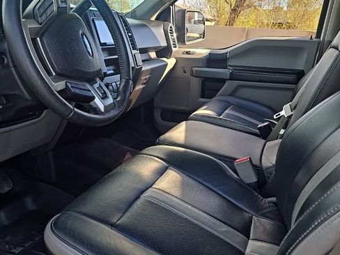 Used 2016 Ford F150 XLT image 3