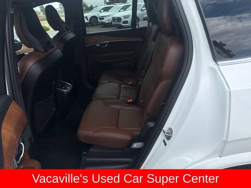 Used 2023 Volvo XC90 B6 Plus AWD/4WD image 23