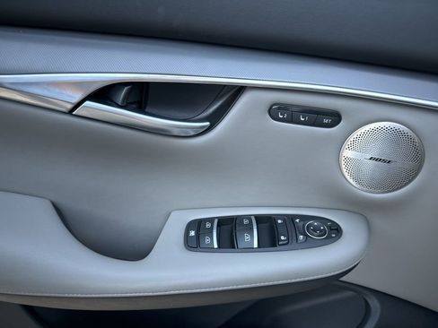 Certified 2024 INFINITI QX50 Luxe image 10