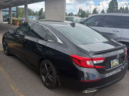 Used 2020 Honda Accord Sport image 4