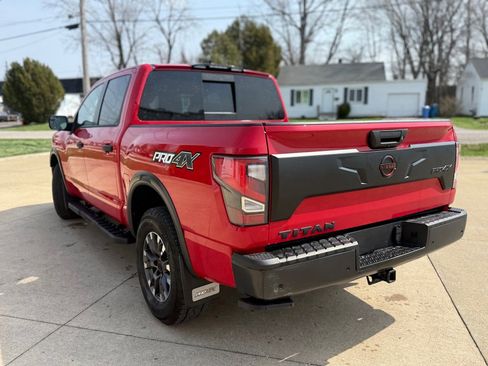 Used 2024 Nissan Titan PRO-4X w/ Pro-4x Convenience Package image 8