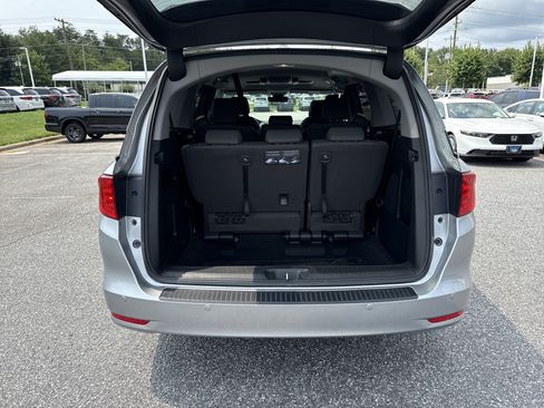 Certified 2024 Honda Odyssey Touring image 34