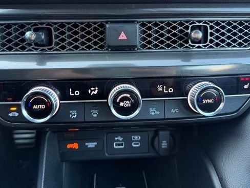 Used 2023 Acura Integra A-Spec image 34