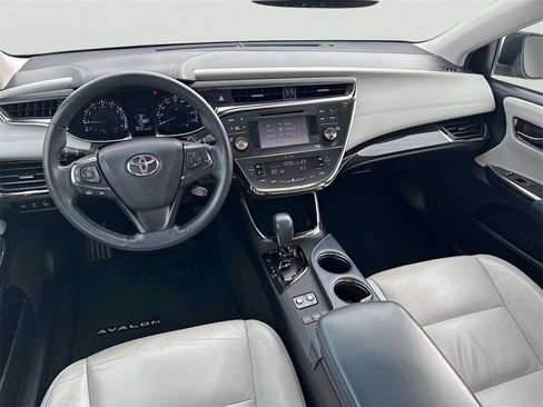 Used 2014 Toyota Avalon XLE 4dr Sedan image 13