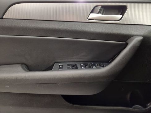 Used 2018 Hyundai Sonata Sport image 24