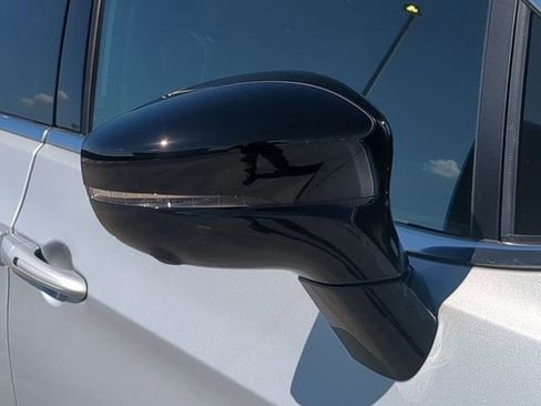 New 2026 Chrysler Pacifica Select image 12