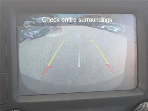 Used 2018 Jeep Wrangler Unlimited Sport image 15