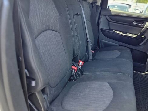 Used 2017 Chevrolet Traverse LT FWD image 17