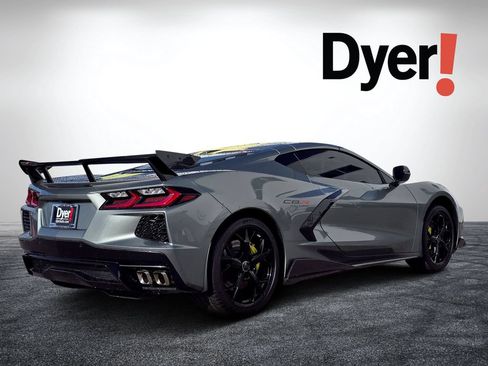 Used 2022 Chevrolet Corvette Stingray Premium Cpe RWD image 3