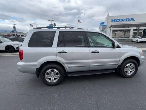 Used 2005 Honda Pilot EX image 9