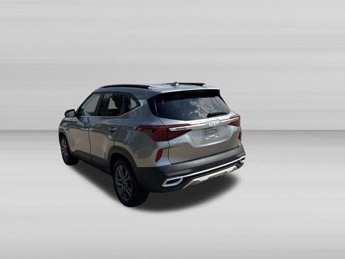 Used 2023 Kia Seltos S w/ Navigation Package AWD/4WD image 6