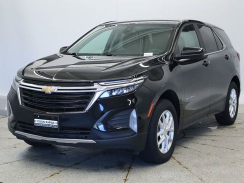 Used 2023 Chevrolet Equinox LT w/ Driver Convenience Package AWD/4WD image 1