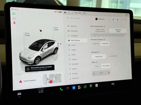 Used 2023 Tesla Model Y Long Range AWD/4WD image 28