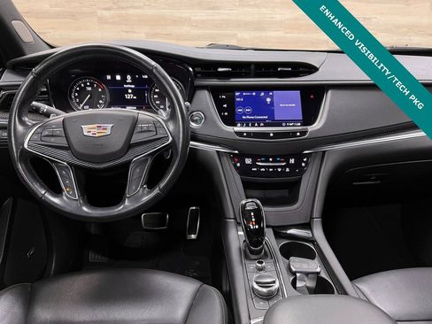 Used 2020 Cadillac XT5 Sportv image 2