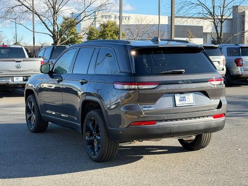New 2026 Jeep Grand Cherokee Limited image 9