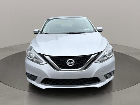 Used 2016 Nissan Sentra S image 9