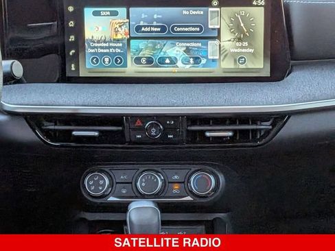 Certified 2025 Nissan Kicks SV AWD/4WD image 30