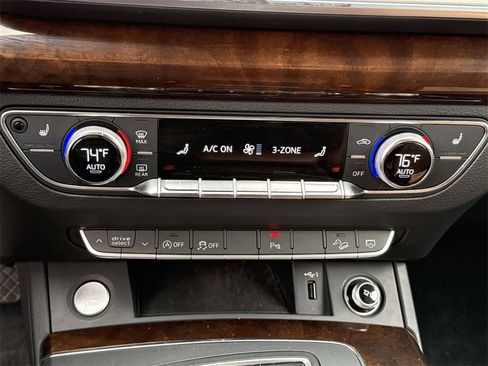 Used 2018 Audi Q5 2.0T Premium Plus w/ Premium Plus Package image 21