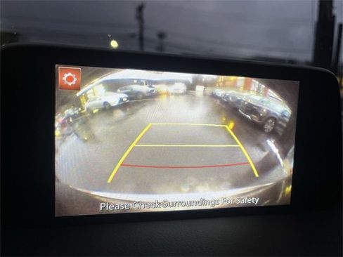 Used 2019 MAZDA CX-5 Touring image 17