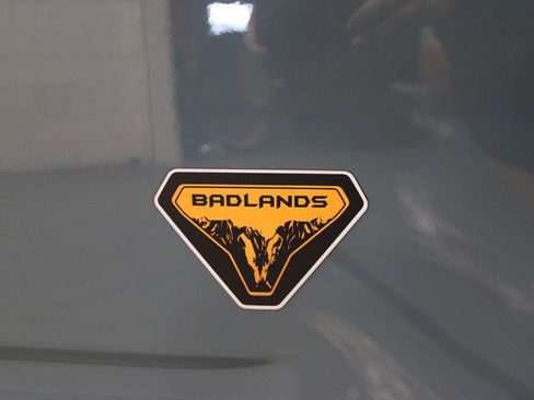 Used 2023 Ford Bronco Sport Badlands image 47