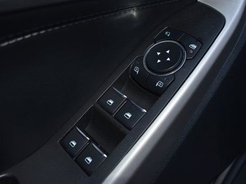 Used 2024 Ford Explorer Limited image 15