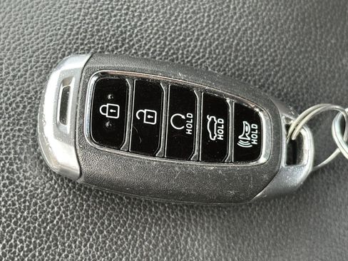 Used 2023 Hyundai Elantra SEL w/ Convenience Package image 14