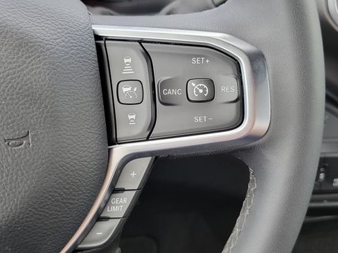 Used 2026 RAM 2500 Big Horn AWD/4WD image 12