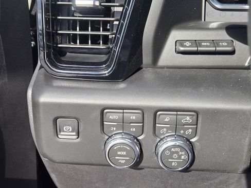 New 2026 GMC Sierra 1500 AT4X image 27