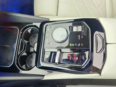 Used 2024 BMW 530i image 50