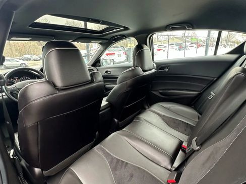 Used 2020 Acura ILX image 24