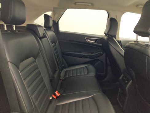 Used 2023 Ford Edge SEL image 19