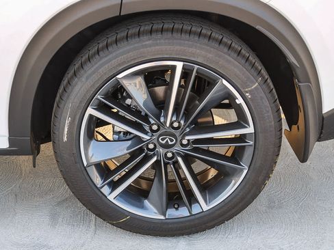 New 2025 INFINITI QX50 Sport image 10