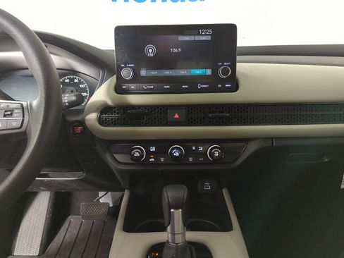 Used 2025 Honda HR-V LX image 14