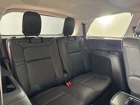 New 2026 Lincoln Aviator Reserve w/ Luxury Package image 25