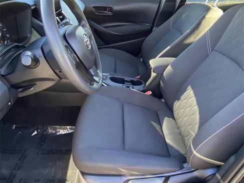 Certified 2025 Toyota Corolla LE image 20