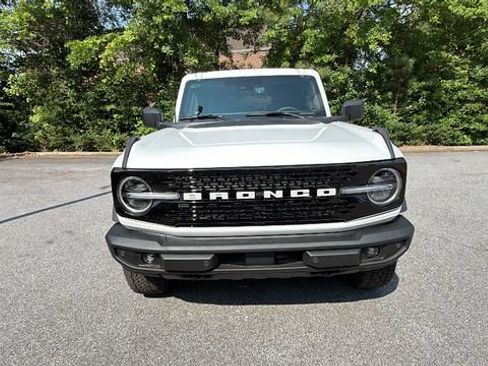 New 2026 Ford Bronco Outer Banks AWD/4WD image 2