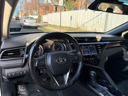 Used 2020 Toyota Camry SE image 22