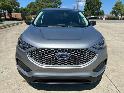 Used 2024 Ford Edge SE AWD/4WD image 9