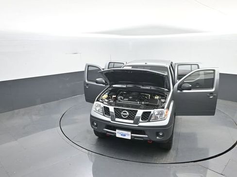 Used 2018 Nissan Frontier SV AWD/4WD image 41