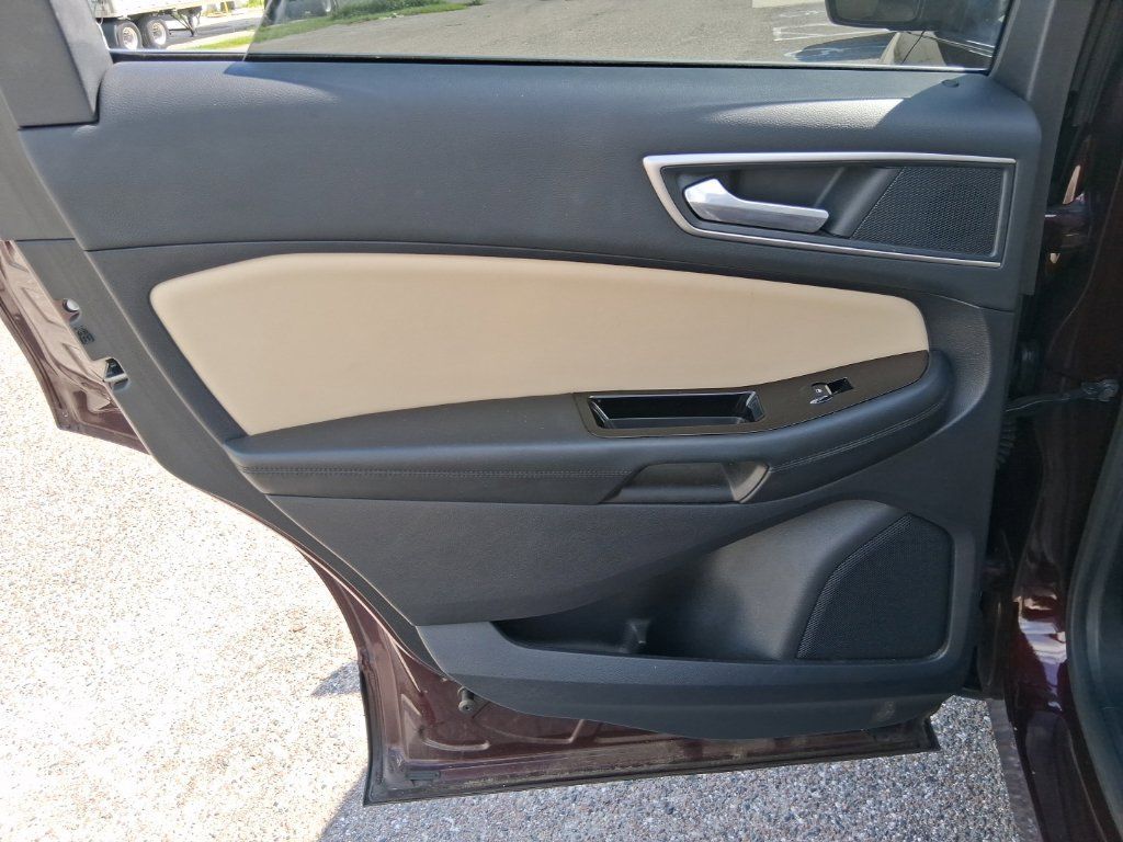 Used 2017 Ford Edge SEL w/ Equipment Group 201A FWD image 14