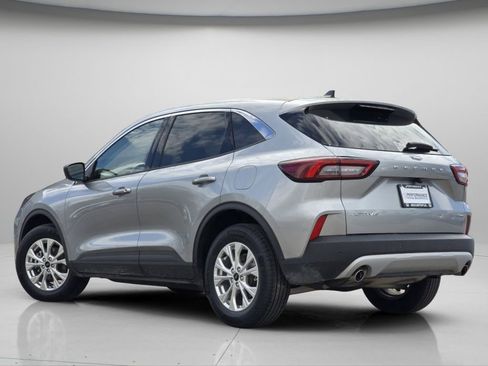 Used 2023 Ford Escape Active w/ Tech Pack #1 AWD/4WD image 19