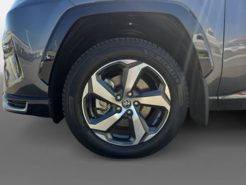 Certified 2021 Toyota RAV4 SE w/ Weather & Moonroof Package image 14