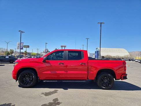 Used 2024 Chevrolet Silverado 1500 Custom image 2