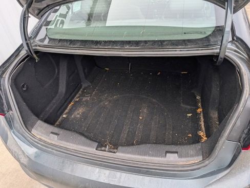 Used 2018 Chevrolet Cruze LT w/ Convenience Package image 15