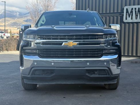 Used 2020 Chevrolet Silverado 1500 LT image 3