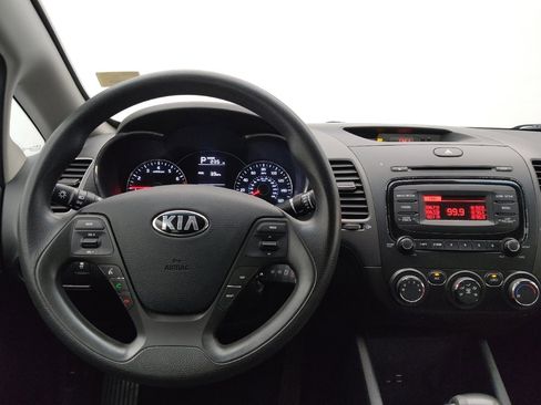 Used 2017 Kia Forte LX image 22